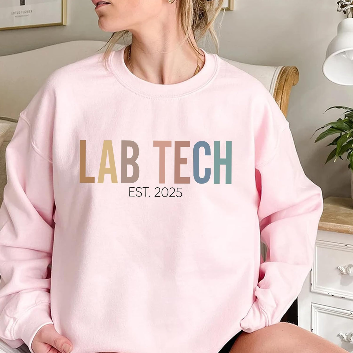 Personalized LAB Tech Sweatshirt, Custom Medical Scientist Shirt, Lab Technician Gift, Gift for Science Professional - size