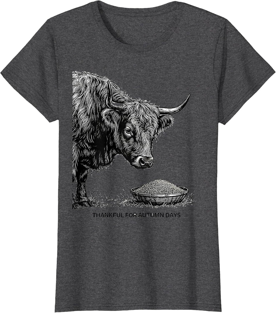 Women's Thankful For Autumn Days Cozy Highland Cow Fall Season T-Shirt - Dark Heather Grey